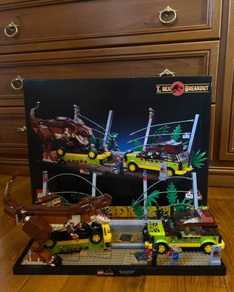 Lego 76956 fuga dal tirannosauro