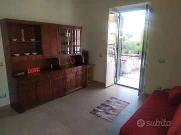 Parete attrezzata legno massello