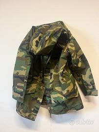 Completo mimetico taglia 48