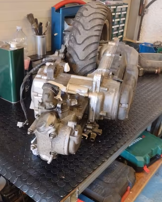 Blocco motore Yamaha Majestic 250 del 1999