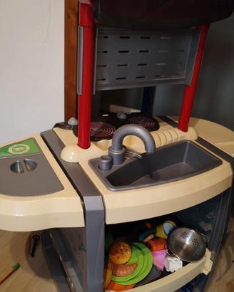 Cucina giocattolo