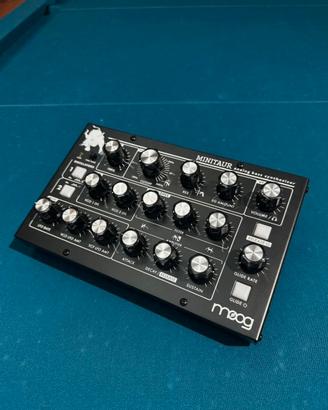 Moog Minitaur