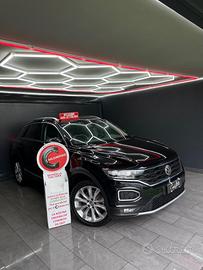 Volkswagen T-Roc 1.6 TDI SCR Advanced BLACK 10/201