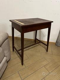 Tavolino in legno da restaurare