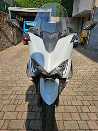 Yamaha T Max 530