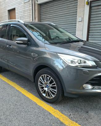SUV Ford Kuga  TITANIUM  4X4 140 CV