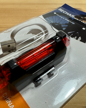 Luce posteriore ricaricabile, per bicicletta-nuovo