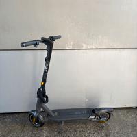 Monopattino Elettrico