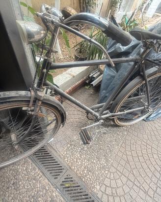 Bicicletta con freni a bacchetta