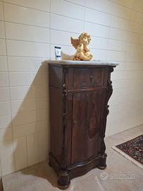 mobiletto antico in legno