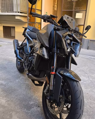 KTM 990 Duke 2024 | Total Black