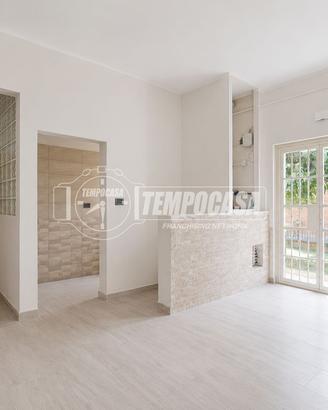 Bilocale completamente ristrutturato con ingresso