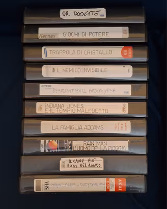 Lotto 10 vhs con film registrati da tv