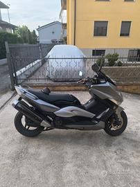 T-MAX 500 