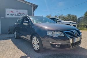 Volkswagen Passat 2.0 TDI cat Var. Highline