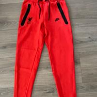 pantaloni nike tech