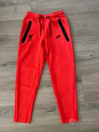 pantaloni nike tech