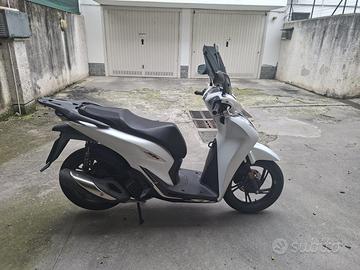 Honda sh 125 sport