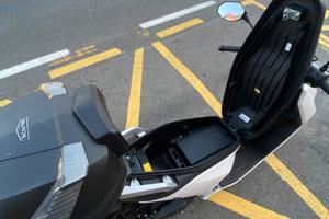 Scooter elettrico NIU FQi 500