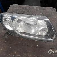 Faro - Fanale Destro Per Dacia Logan 2014