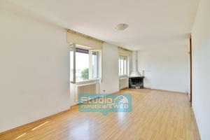 Quadrilocale senza spese, con posto auto coperto