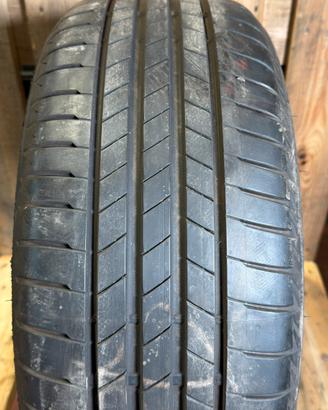 Goome Bridgestone 225/50/18
