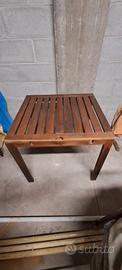 Tavolo con n. 6 sedie in legno