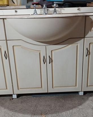 Mobile bagno con lavabo incassato