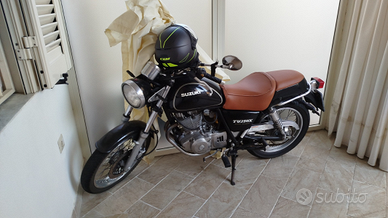 Suzuki TU250X