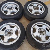 Cerchi In Lega Da 15" Per Volvo 740