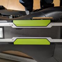 Nvidia Tesla k80 con connettore