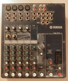 Mixer YAMAHA MG82CX