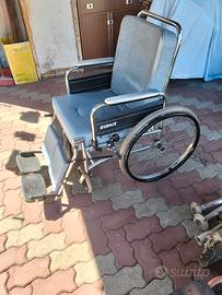 Carrozzina per disabili surace