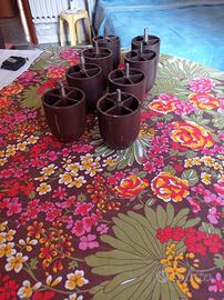 Otto piedini usati con filetto per divano 