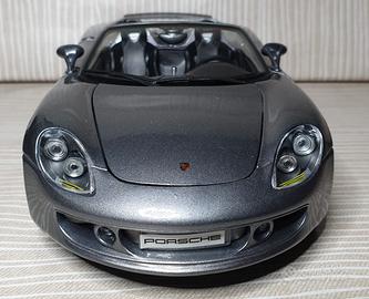 Porsche Carrera GT scala 1:18