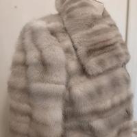 splendida pelliccia di visone grigio 