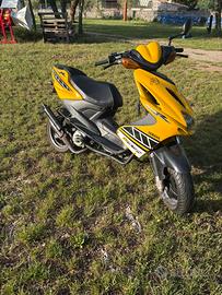 Yamaha aerox 50 (70)
