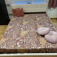 Letto matrimoniale con led