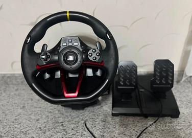 Volante e pedaliera PlayStation 4 pari al nuovo