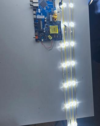 Scheda +strisce led TV Akai 39 pollici