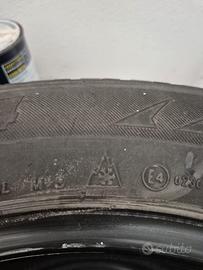 Pneumatici invernali 215/60R17 96H