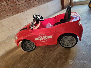 macchina nuova bimbi rossa