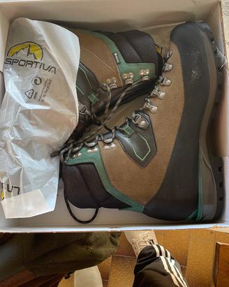 Scarponi “LA SPORTIVA” mountain n.45