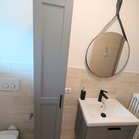 mobile bagno con colonna specchio 
