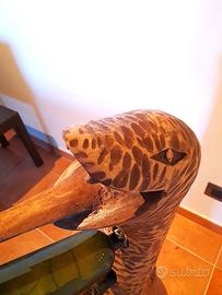 Scultura in legno oggetto di design
