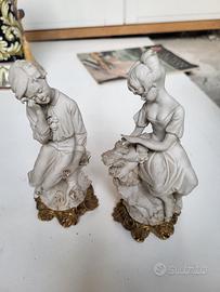 Coppia statuine vintage in alabastro stile