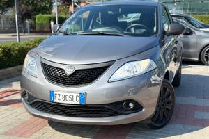 Lancia Ypsilon 1.2 69 CV 5 porte GPL Ecochic Black