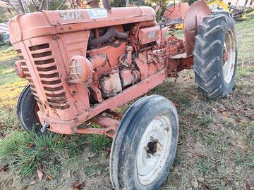 Trattore OM d'epoca