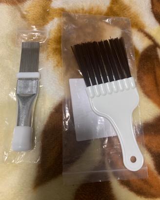 Set di Accessori per Pulizia Rasoi e Tosatrici