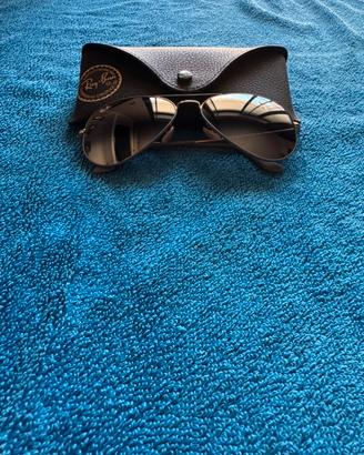 occhiali da sole ray-ban a goccia